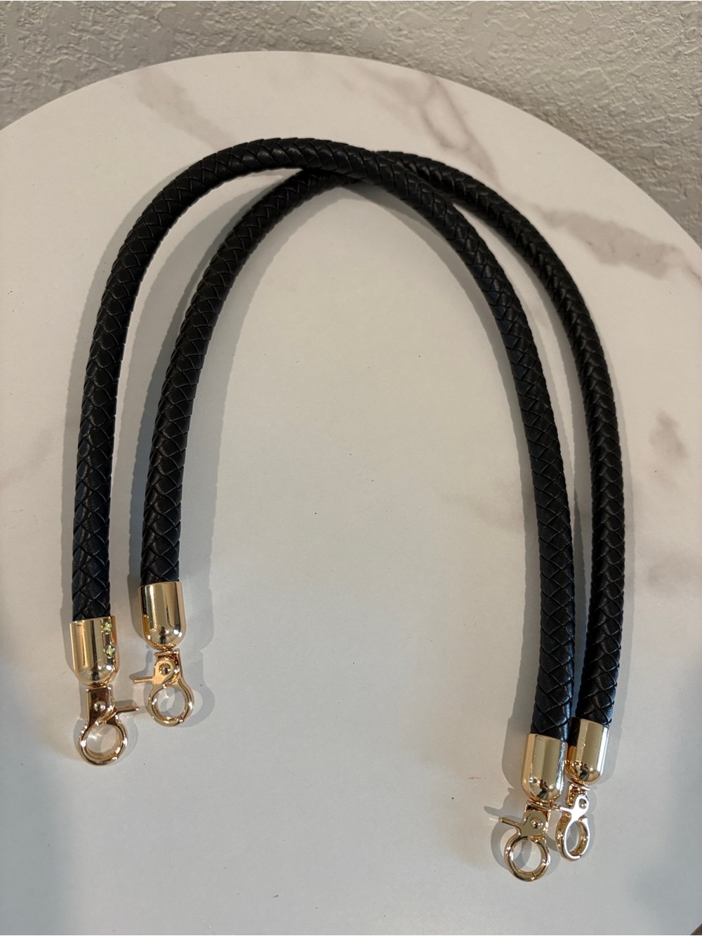 2Pcs Braided Black PU Leather
23.62" Purse Replacement
Handle